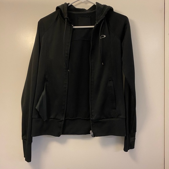Oakley Tops - Oakley women’s zip up hoodie